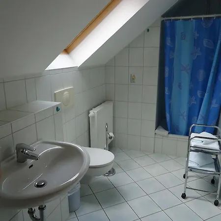 Konukevi Schwalbe 3*