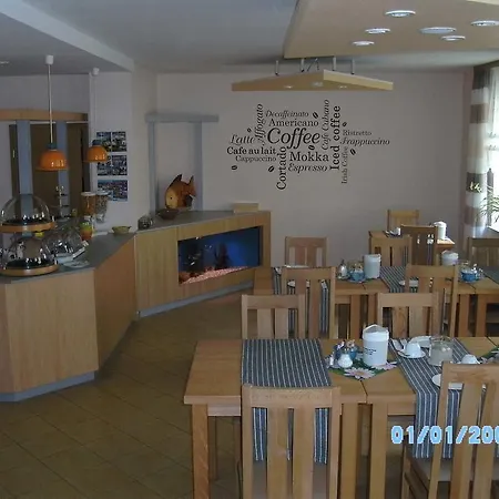 Schwalbe Affittacamere 3*